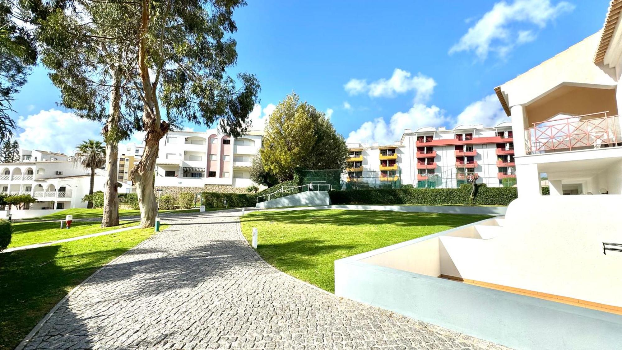 Praia Da Rocha, Vila Rosa, T1, Piscinas, Parqueamento E Internet By Ig Portimão Buitenkant foto