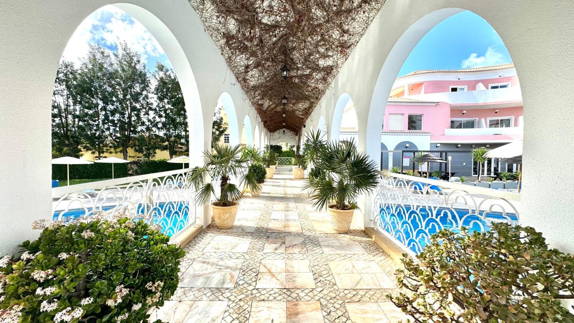 Praia Da Rocha, Vila Rosa, T1, Piscinas, Parqueamento E Internet By Ig Portimão Buitenkant foto